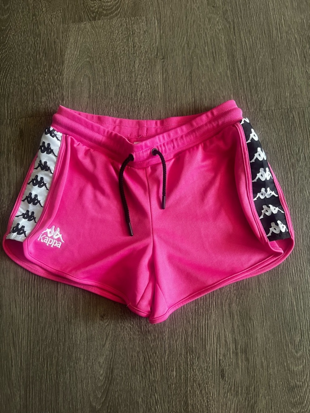 Kappa Women's Bright Pink Logo-Trim Athletic Shorts